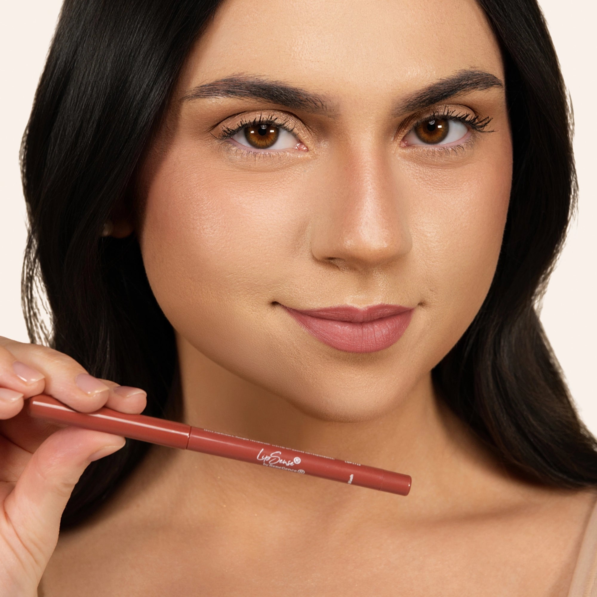 Model wearing LipSense Long-Lasting Lip Liner Pencil product shade Mauve Blush.